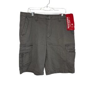 Unionbay Flex Waist Men's Gray Cargo Shorts NWT Size 38